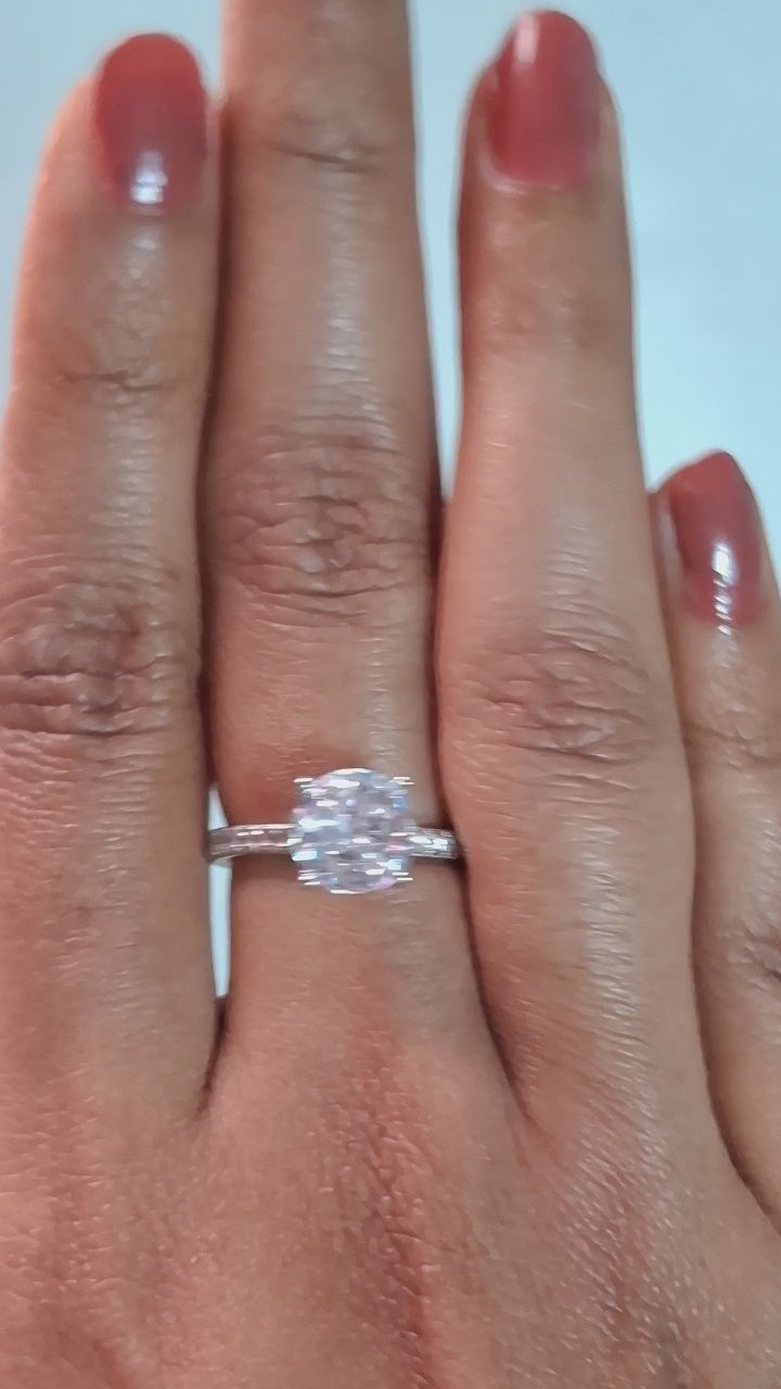 Victorian-Style Diamond Solitaire Engagement with brillant cuts